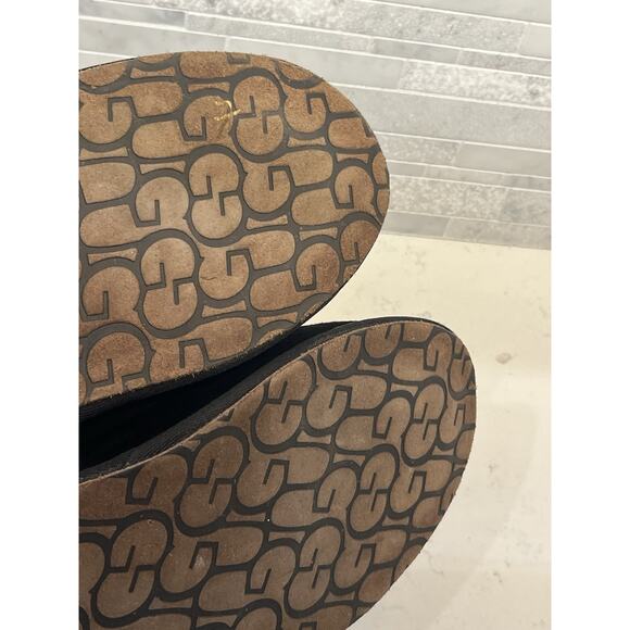 UGG Mens Scuff Suede Slipper Size 11 Black Suede Leather Shearling Model 5776 - Picture 4 of 5